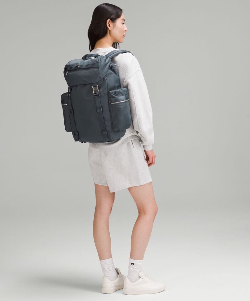Wunderlust Backpack 25L | lululemon UAE Wunderlust Backpack 25L | lululemon UAE